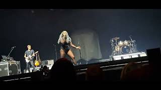 emlyn - BADDER (Live in Cologne 2023 at "Ava Max On Tour")