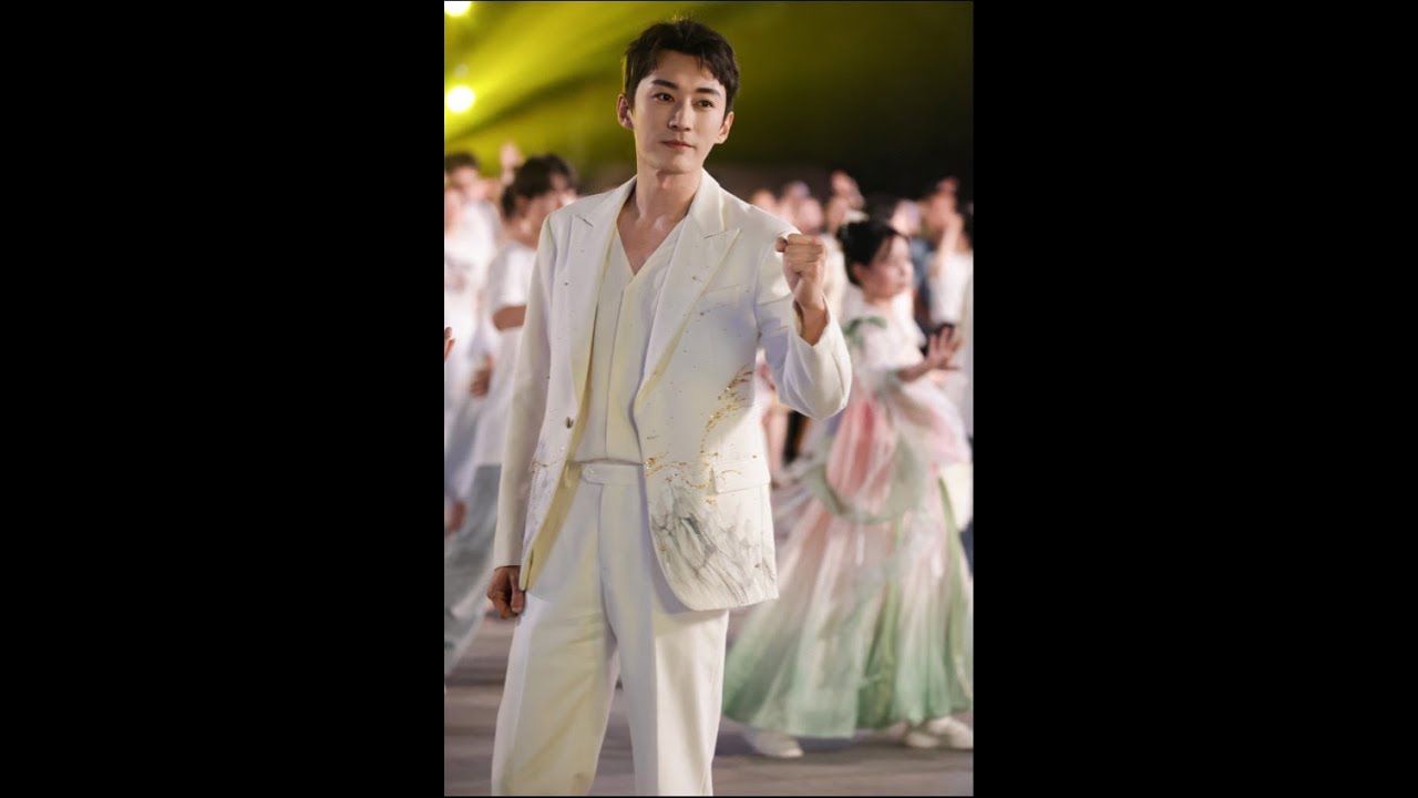 Behind SCENES- Liu Xue Yi singing at the spring festival- 2024