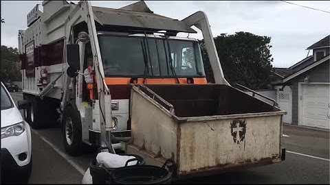 EDCO ACX CWS Front Loader Manual Trash