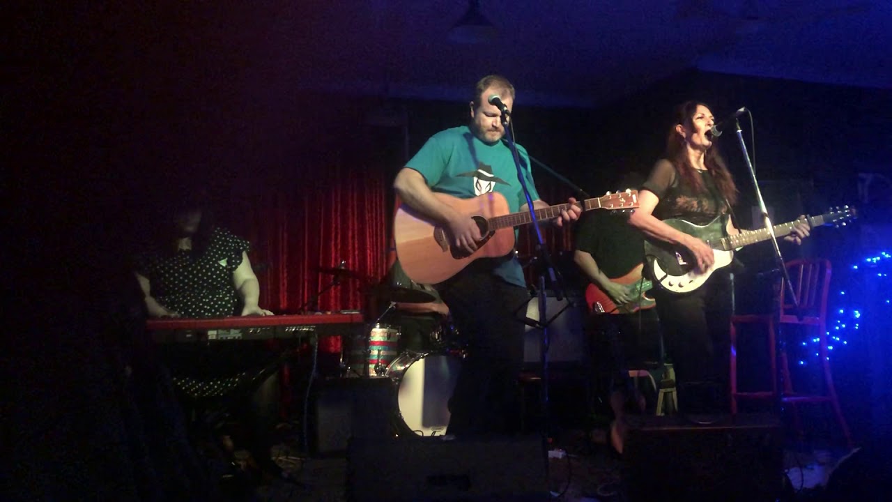 Alannah Russack’s Entropy Band - YouTube