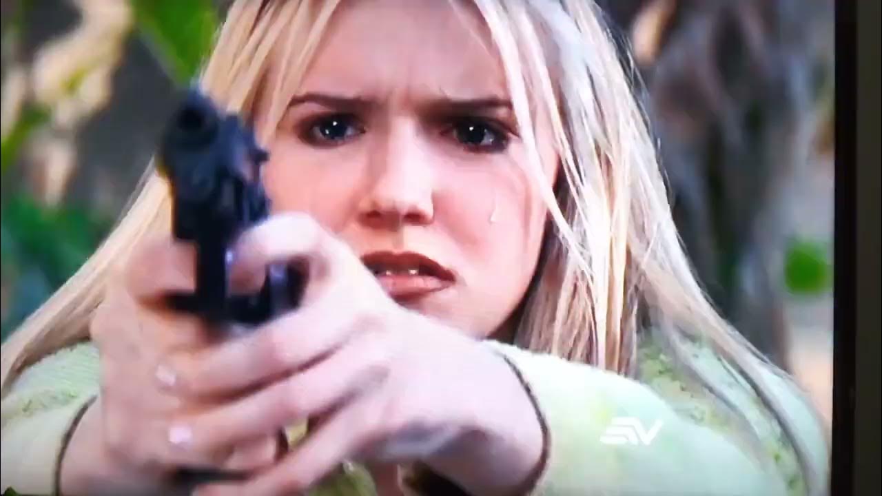 FaceOff Jamie (Dominique Swain) saves his father (Nicolás Cage) YouTube