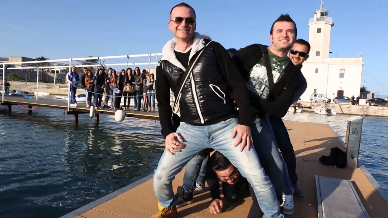 We Are Happy From MANFREDONIA - Pharrell Williams #HAPPYDAY