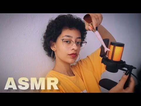 ASMR | PASSANDO CABO DE PINCÉL NO NOVO MICROFONE (com sons de boca no fundo)