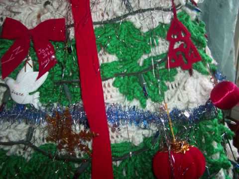 our special christmas tree 2009.wmv