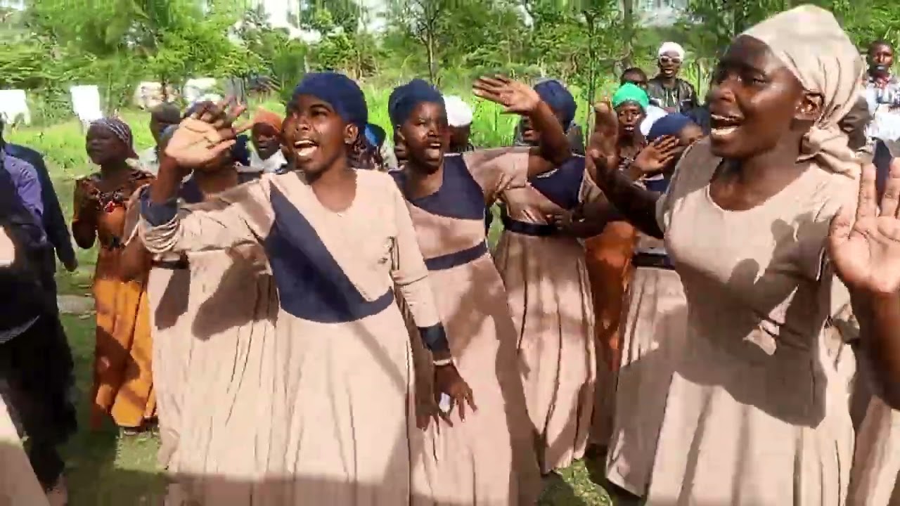 Sotik west region presenting their song at chebunyo girls youth meeting 🔥
