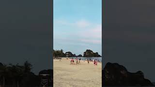 Bãi tắm Hòn Gai Quảng Ninh , free mọi thứ