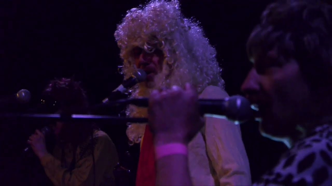 Festival Sonic Protest 2013 : COOLHAVEN - Le Cirque Électrique - 20.04.2013