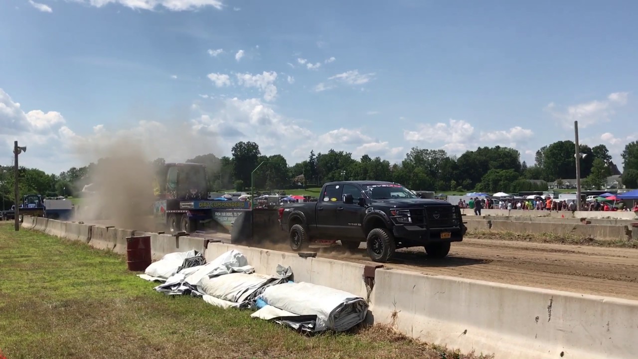 2017 Truck Pull Black Widow Nissan Titan XD 1st Argyle NY - YouTube