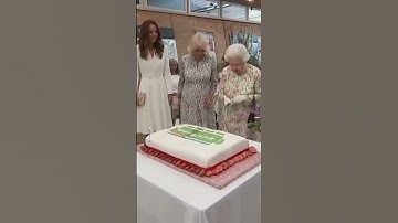 Moments the Queen Made Us Laugh in 2021