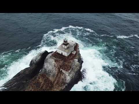 Video: Neetud Tuletorn Tillamook Rockil - Alternatiivne Vaade