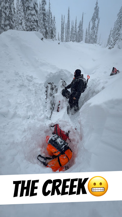 Stuck in the creek🤬