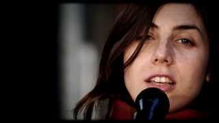 JULIA HOLTER - He&#39;s running through my eyes (a &#39;FD&#39; acoustic session)