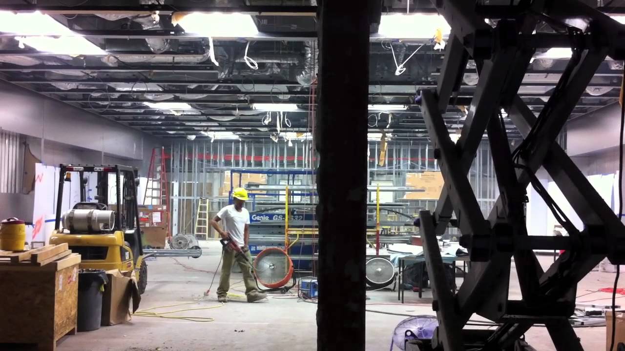 Apple Store Ala Moana iPhone 4S Launch YouTube