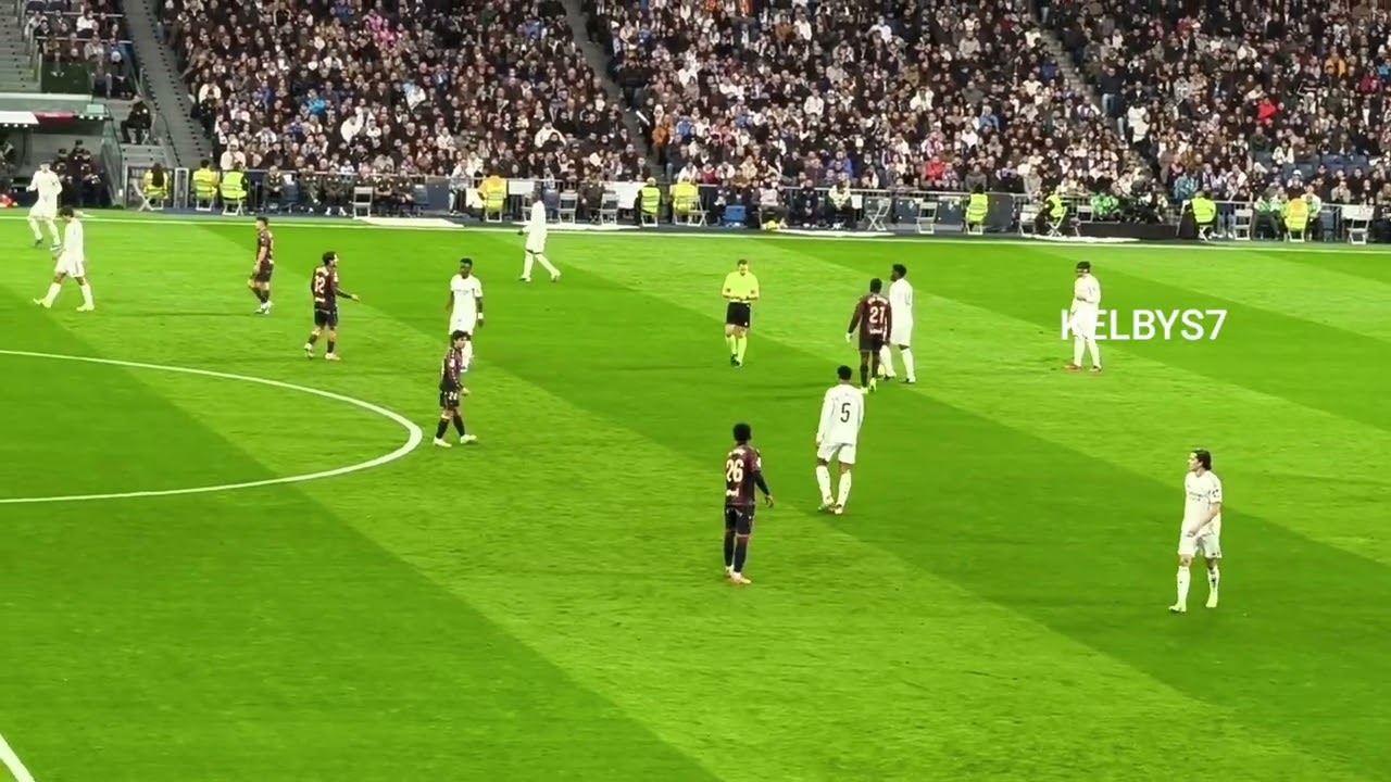 INJUSTICIA LOS PITOS PARA VINICIUS BELLINGHAM FEDE VALVERDE Y FLORENTINO REAL MADRID 2-0 LEVANTE