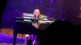 Watch Tori Amos Daisy Dead Petals video