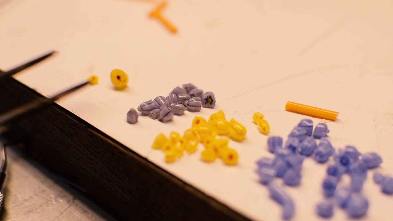 Flower murrini bead by Piaeliina