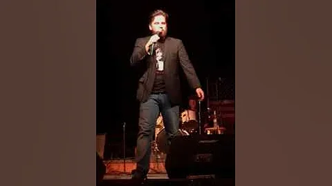 Tre Twitty sings Hello Darling @ The Tribute To Lo...