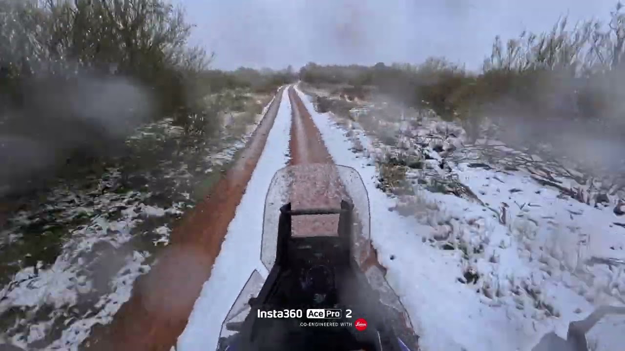 Voge 800 dsx rally x agua y nieve 