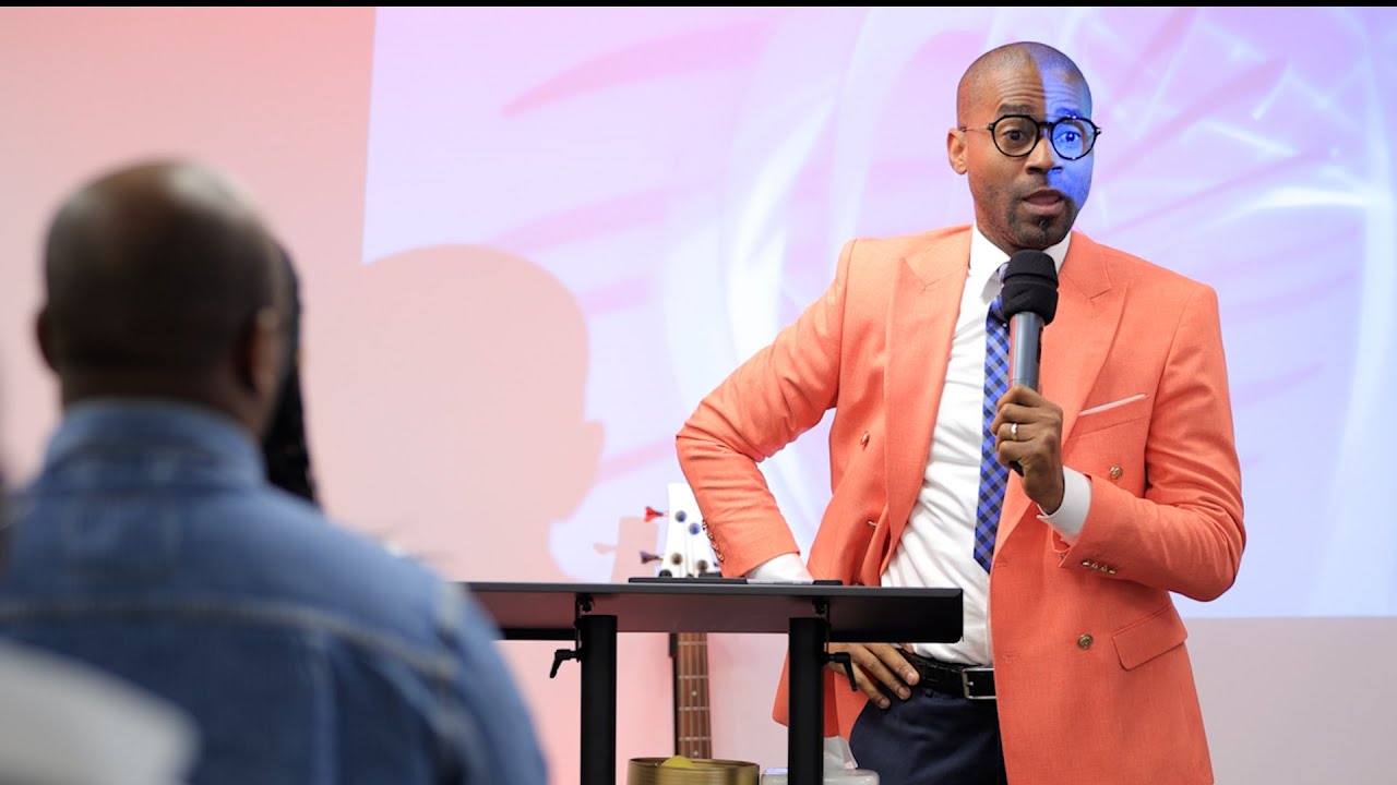 𝐋𝐀 𝐑𝐄𝐒𝐓𝐀𝐔𝐑𝐀𝐓𝐈𝐎𝐍 𝐃𝐄 𝐉𝐎𝐁 avec 𝐭𝐨𝐧𝐢𝐧𝐨𝐝𝐛