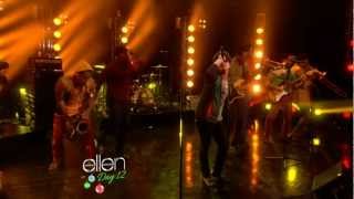 Bruno Mars - Locked Out of Heaven LIVE HD 2012-12-18