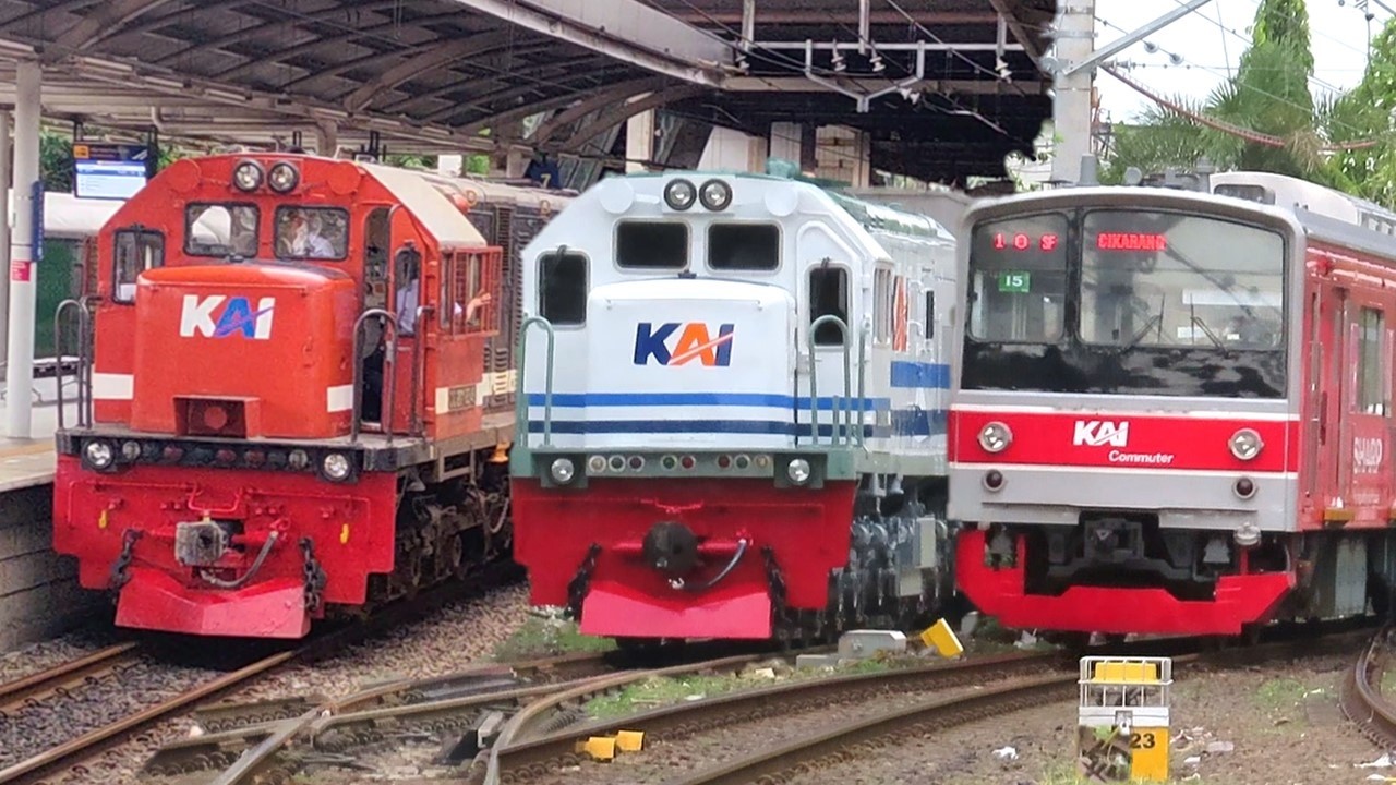 RAMAINYA KERETA API EDISI AWAL MARET 2026 !! Spesial Lokomotif CC 204 WnB, CC 201 RnB, KRL JR 205