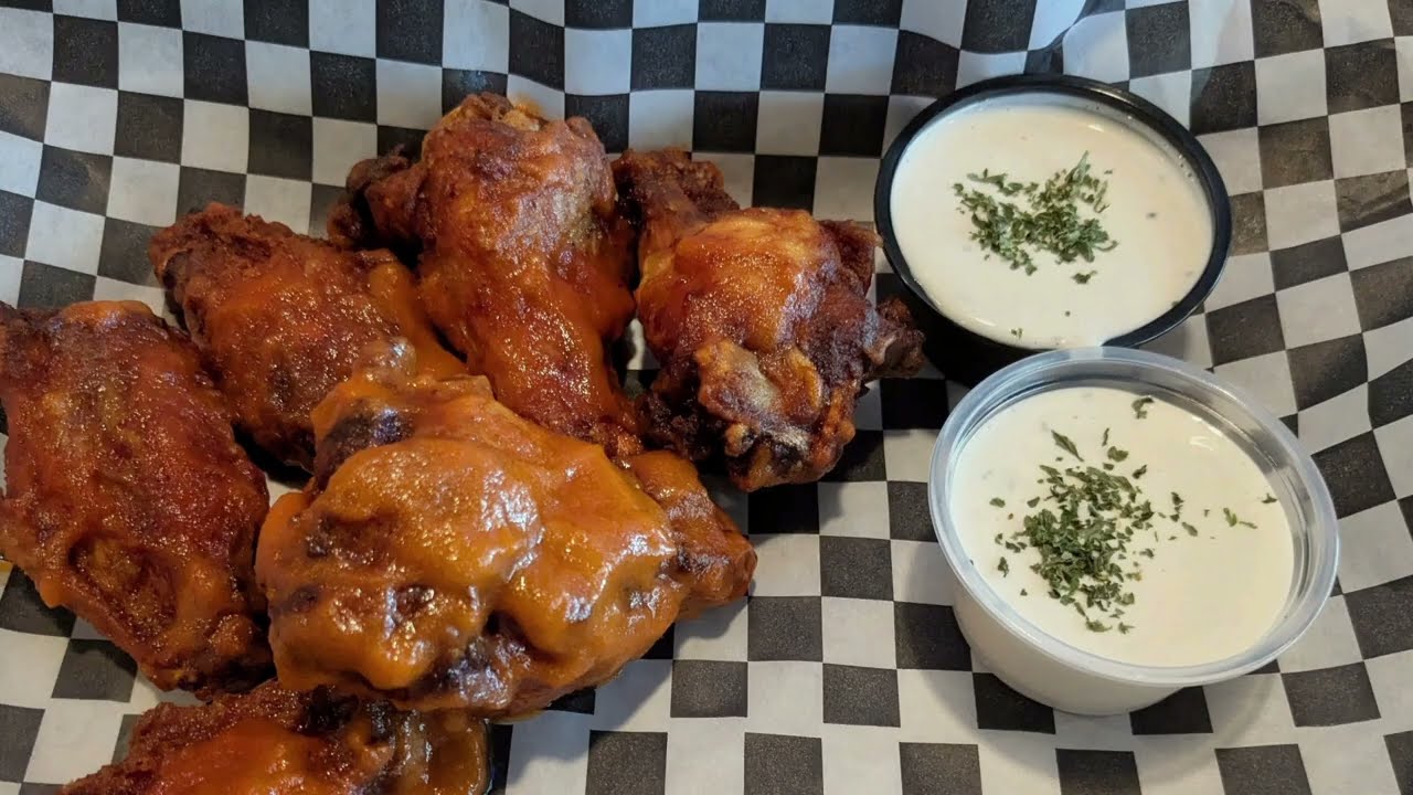 Scary Canary Review: What's Scarier The Food or The Service? 