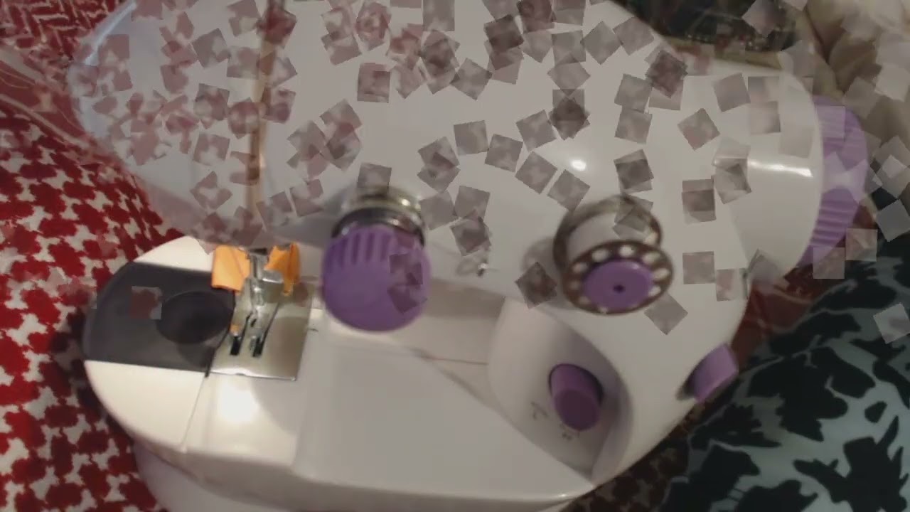 Распаковка мини-швейной машинки Temu