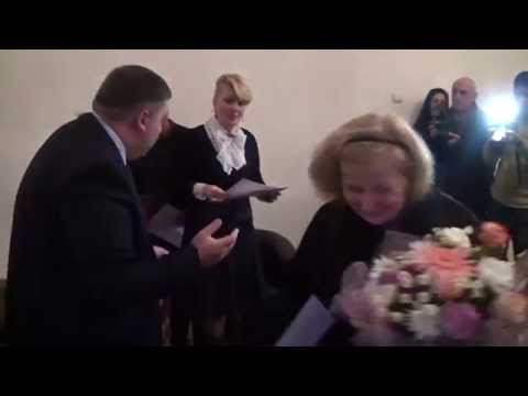 მუსიკის საერთაშორისო კონკურსში მონაწილე ქუთაისელ მოსწავლეებს მერმა სიგელები გადასცა