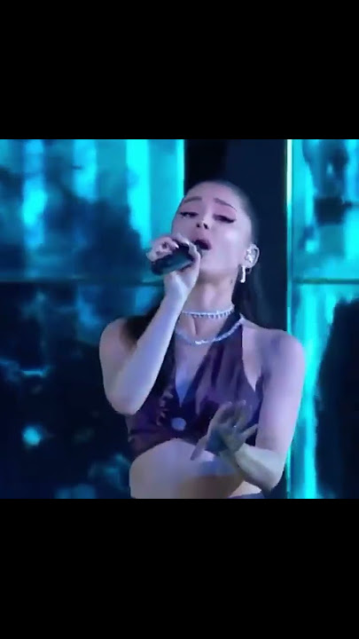 Ariana's Grande Whistle Note ❤ | iHeartRadio Awards 2021