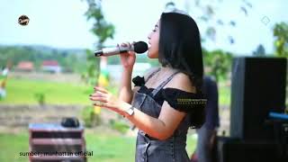 Desy thata salam tresno_desy thata hot_ njm musica