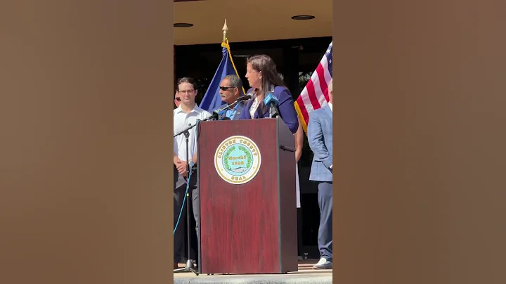 Congresswoman Elise Stefanik gets booed off stage by angry constituents in her district