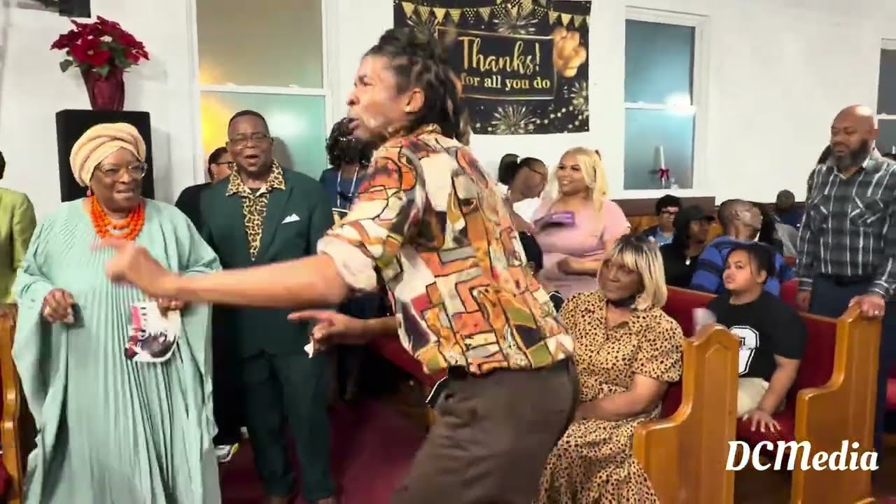 New Hope Gospel Singers - Somewhere To Lay My Head/Praise Break (2025)