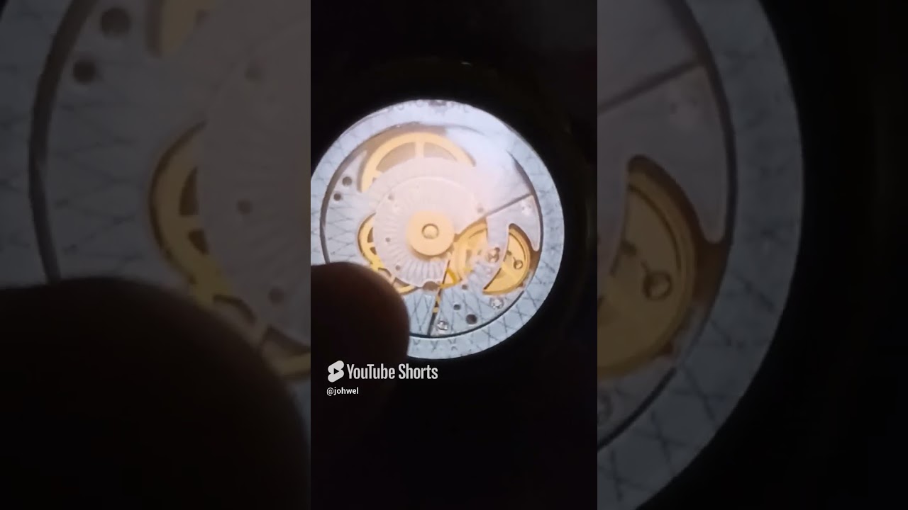 1Hz cycle test of the balance and petite seconds gear on the Sistem51 Amazfit watch face