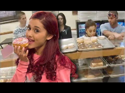 Ariana Grande Donut Licking Scandal Investigated By Police Hollywire