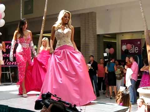 Beauty Queens Wanted Aug 2009 Fashion Show Part 1