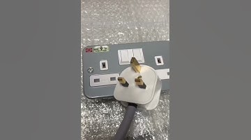 【HEAVY DUTY EXTENSION】UMS 13A Metal Clad 2 Gang C/W Full Copper wire + MK Plug Top