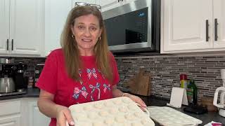 RICCLE 24-Cup Mini Muffin Pan Review: Sturdy Silicone Baking Mold
