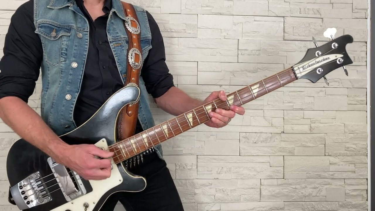 Cöverhead - Lost Woman Blues - Motörhead Bass Cover