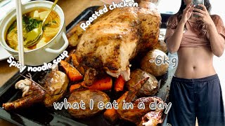 [eng] what i eat in a day! roasted chicken and low calorie spicy noodle soup (healthy cheat meals)