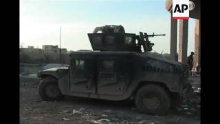 Iraqi troops firing at IS targets screenshot 2