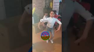 Pee Gitane Qui Danse