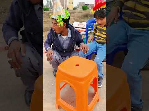 वीडियो: अमालिया वर्साचे से जिपर के गहने