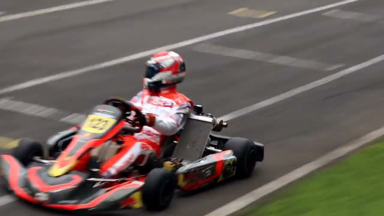 SERU!!!!! NONTON BALAP GOKART DI SIRKUIT SENTUL