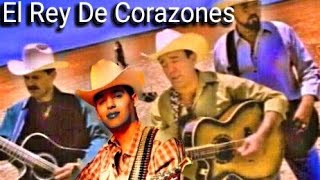 Video thumbnail of "El Rey De Corazones - Ariel Camacho ft Miguel y Miguel (con letra)"
