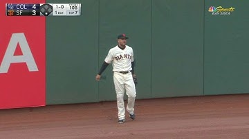 COL@SF: Marrero catches fly ball at the warning track