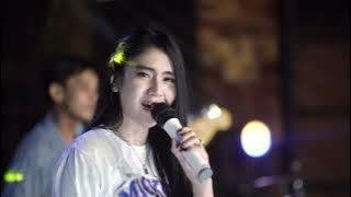 Bella Nova  Melepas Lajang Live Music