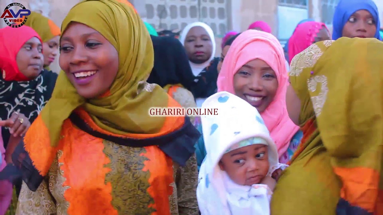 külotsiz mashhurlar Ofisda busty kotib bilan qin jinsiy aloqa, it uslubi