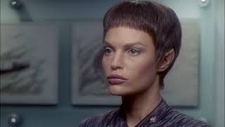 T'pol and Archer confront the captain of ECS Fortunate