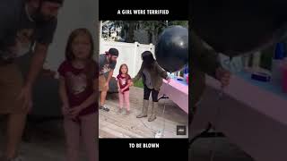 She Let A Surprise Balloon Go