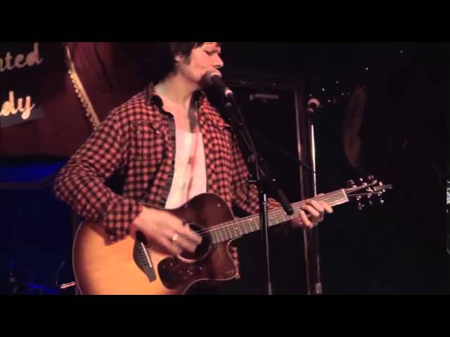 sara smile Cam Fraser Hall & Oates Cover